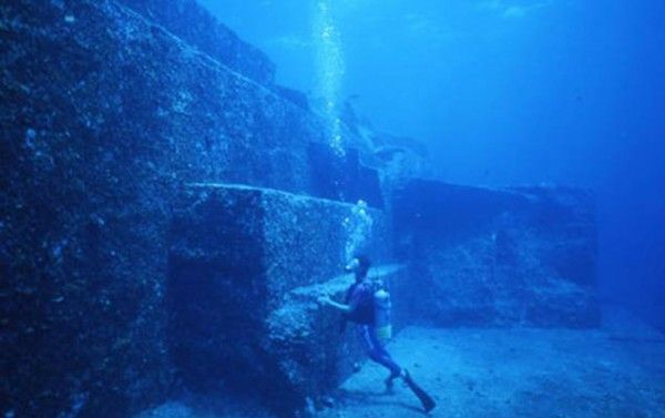В Крыму туристам покажут подводные раскопки античного города Акра