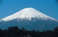 Япония приглашает посетить гору Фудзи