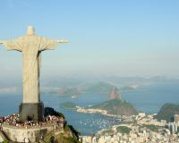Реставрационные работы над статуей Христа в Рио