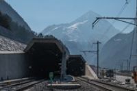 Самый длинный железнодорожный тоннель в мире откроют в первый день лета