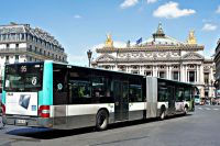 В Париже автобусы и метро станут бесплатными