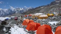 Китай закрыл Эверест для туристов
