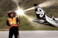 Новозеландский авиаперевозчик предлагает полеты в Хоббитон