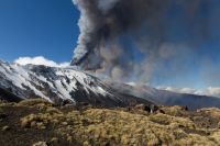 На острове Сицилия проснулся вулкан Этна