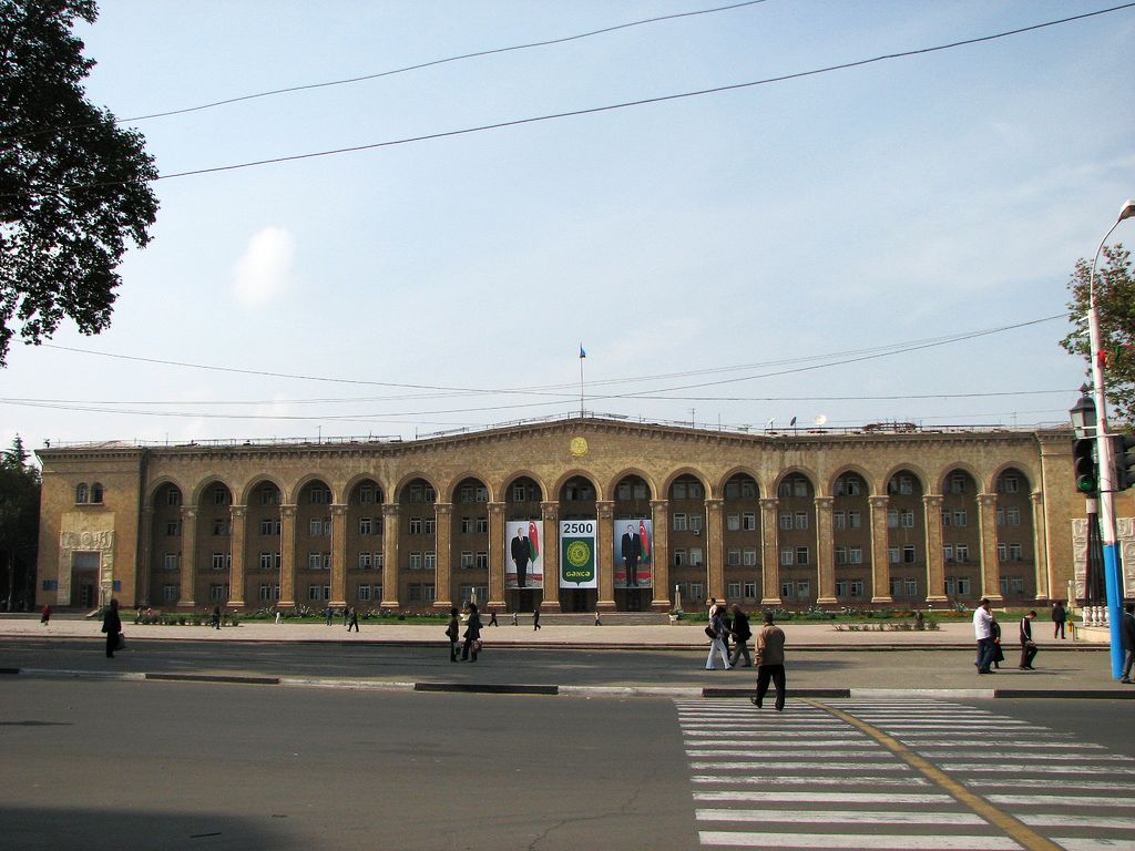 Гянджа город. Старая гянджа. Москва гянджа сегодня. Москва гянджа сегодня. Гянджа город в азербайджане.