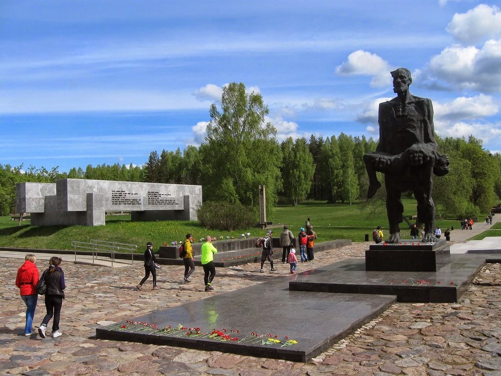 Картинка хатынь белоруссия