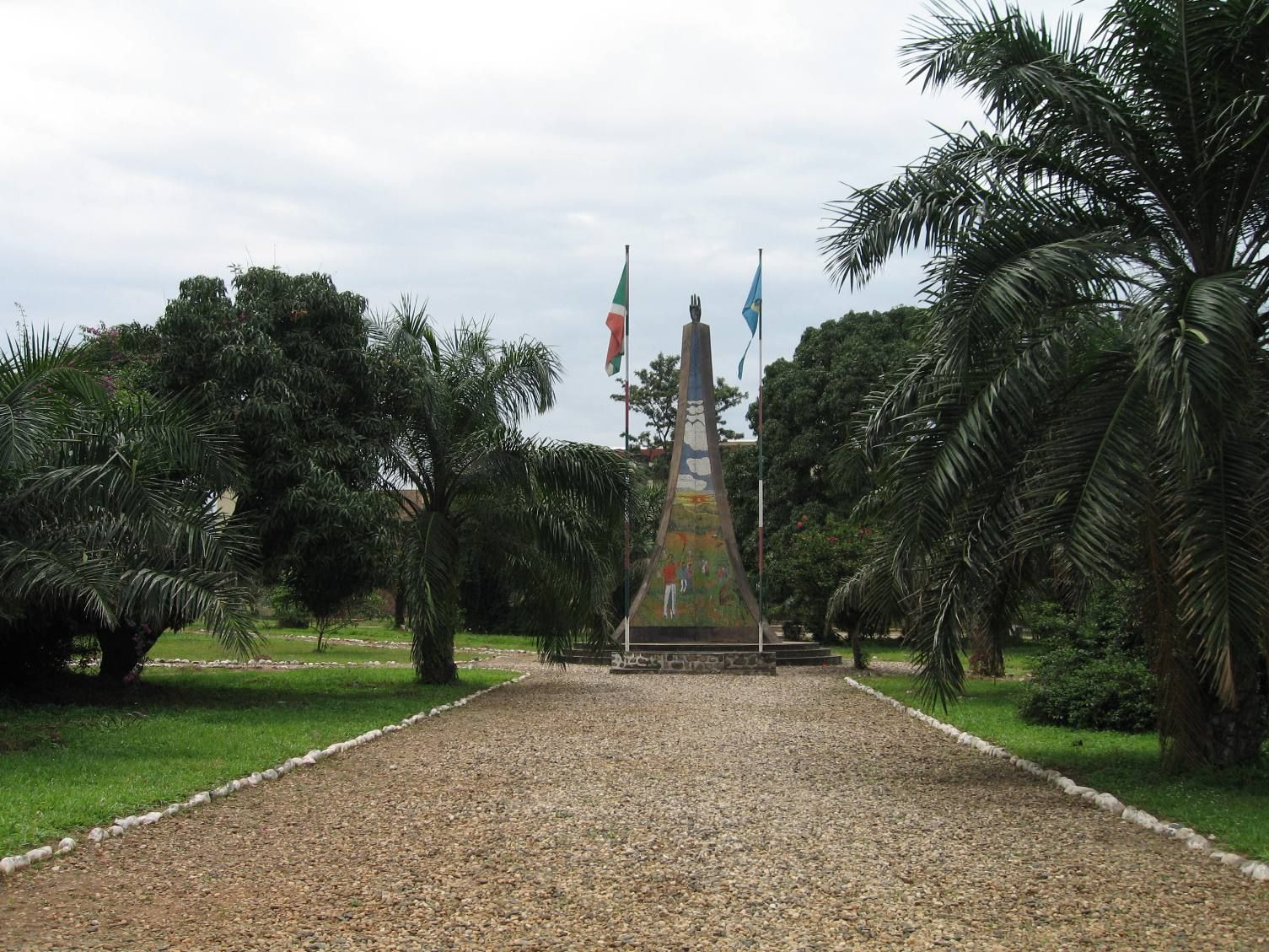 Площадь Революции - Бурунди фото #8298