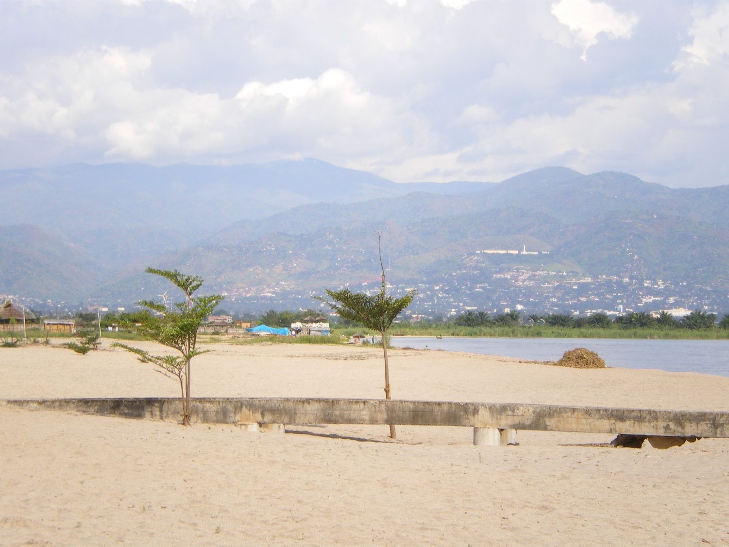 Пляж на озере Танганьика - Бурунди фото #8299