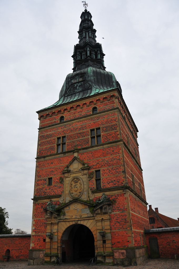 Башня дворца Фредериксборг - Хиллерёд, Дания фото #32922