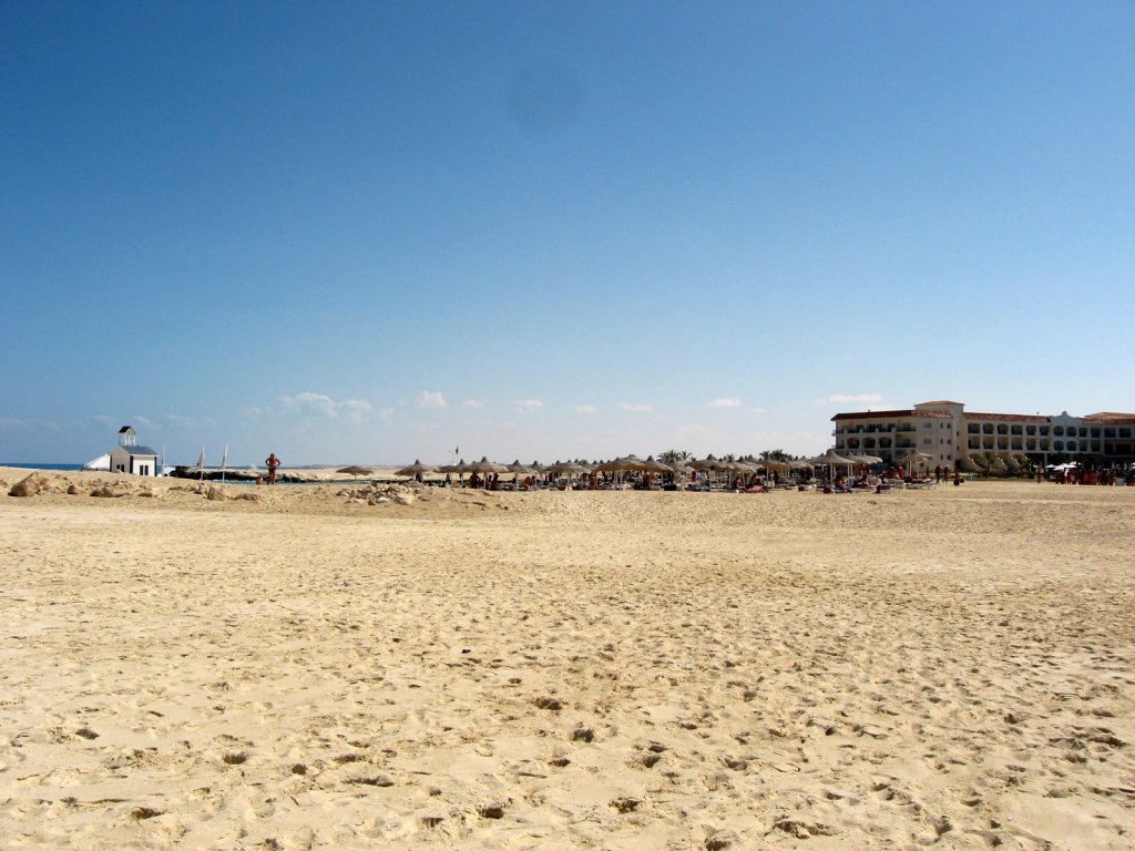 Эль Аламейн море