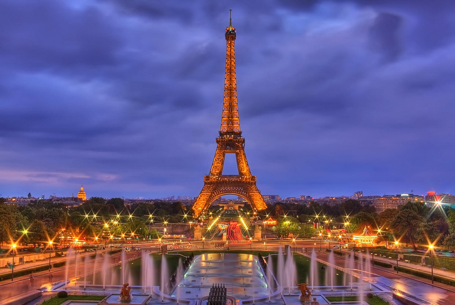 Paris france. Париж столица Франции. Эйфелева башня в Париже -столице Франции. Эйфелева башня (г. Париж). Франция Эйфелева башня площадь.