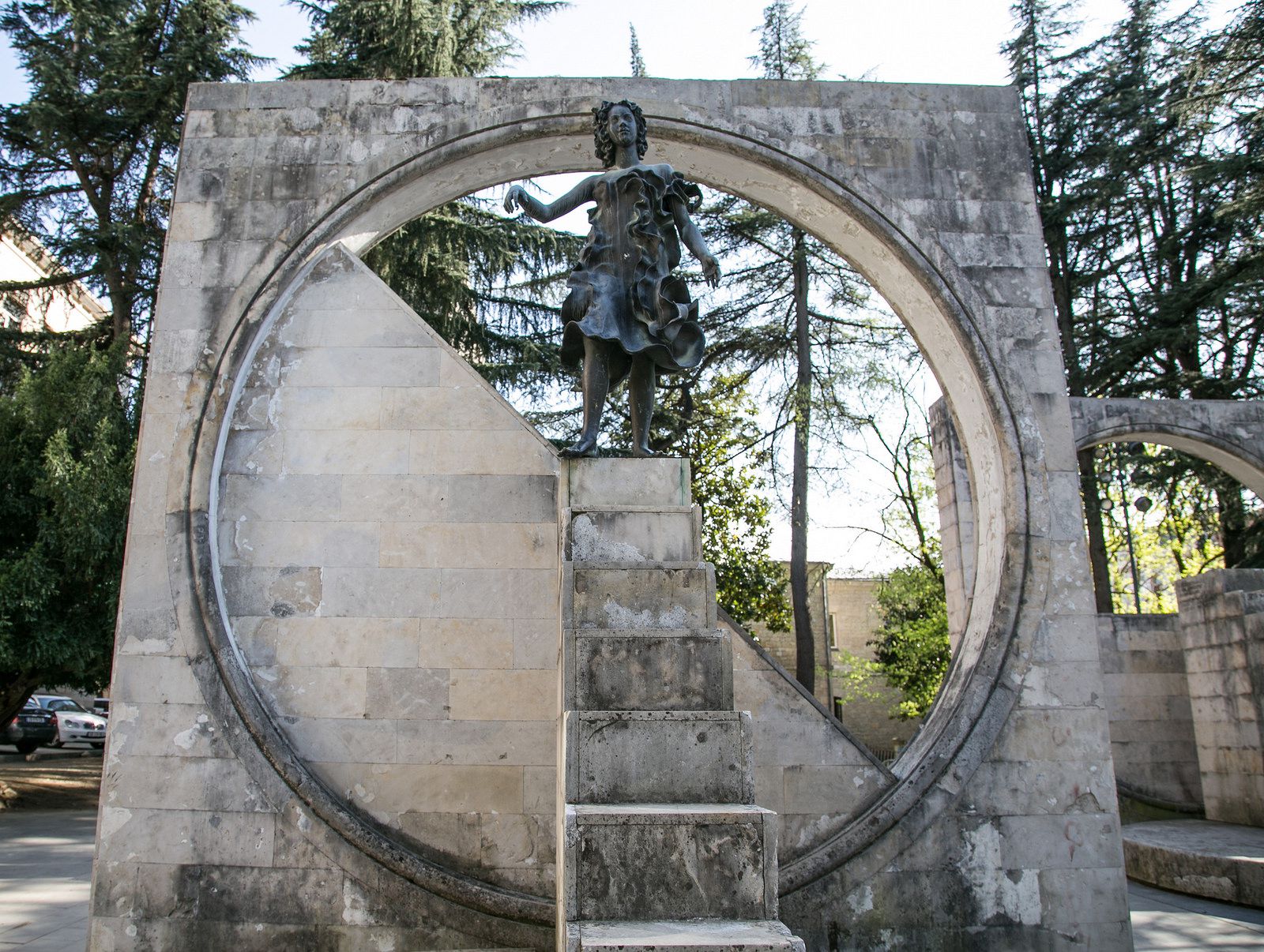 Кутаиси памятник - Кутаиси, Грузия фото #32257