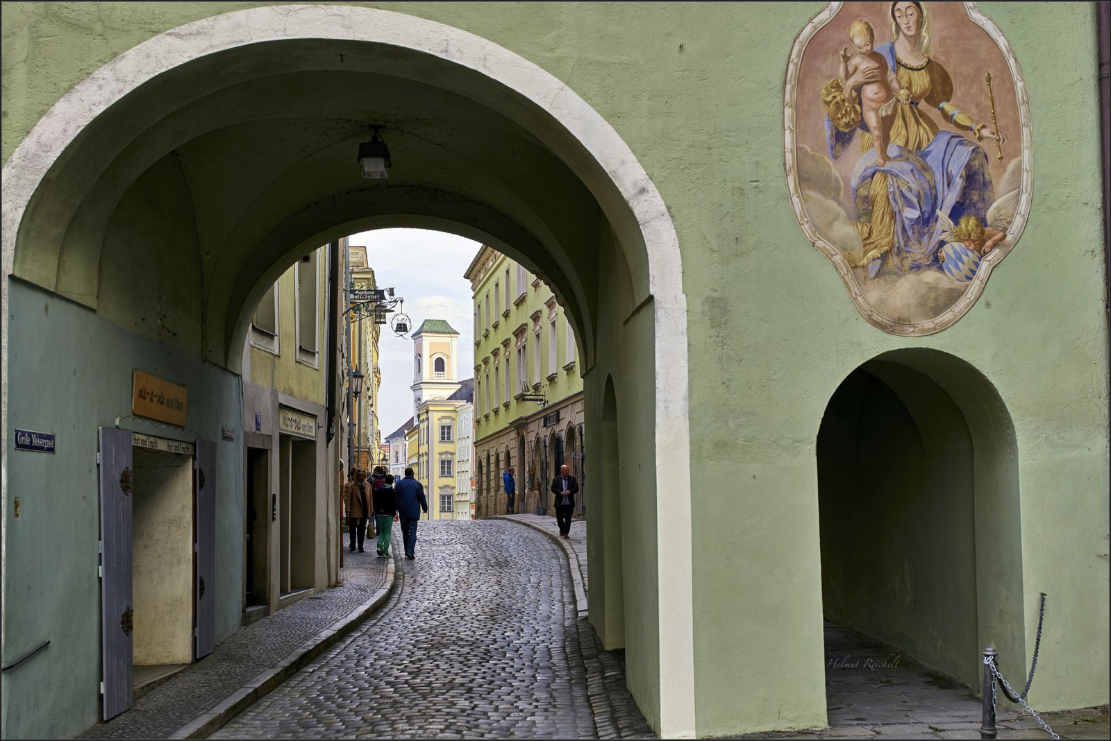 Фреска на здании в Пассау - Пассау, Германия фото #32658