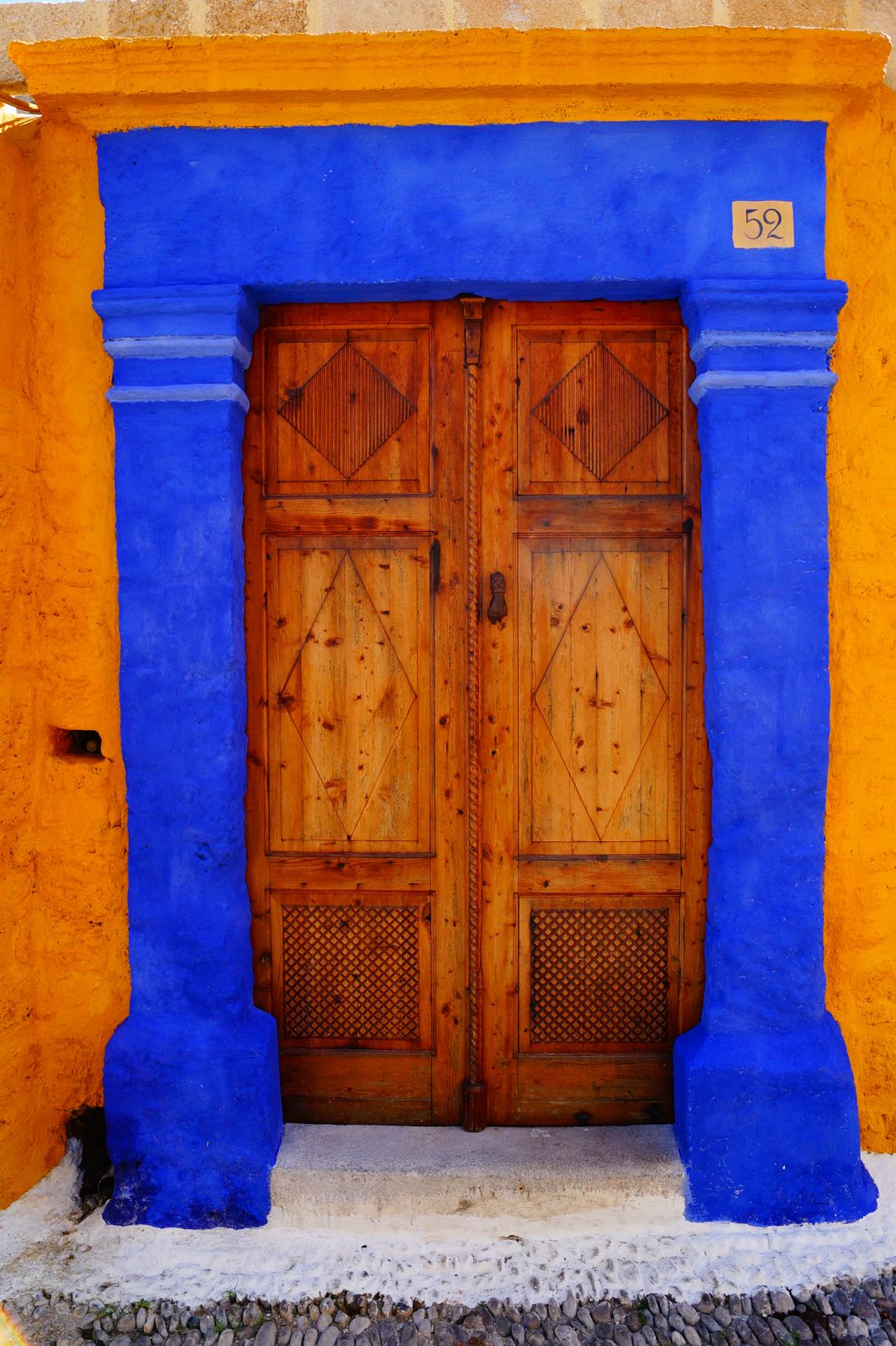 Старинная дверь на Родосе - Родос, Греция фото #32576
