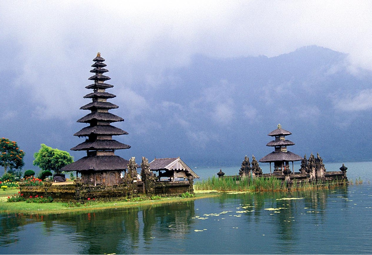 Остров Сулавеси (Целебес), Индонезия фото #17876