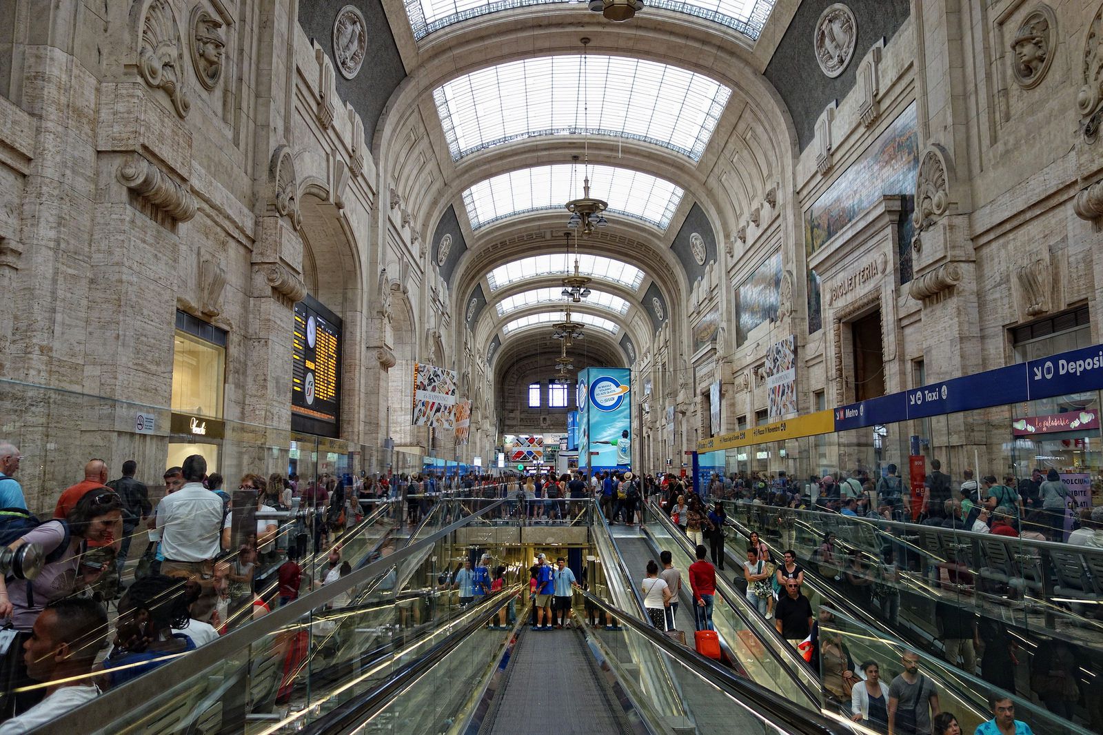 Центральный вокзал в Милане - Милан, Италия фото #32326
