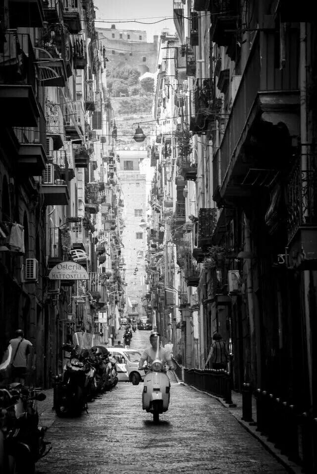 Неаполь, Италия фото #25917