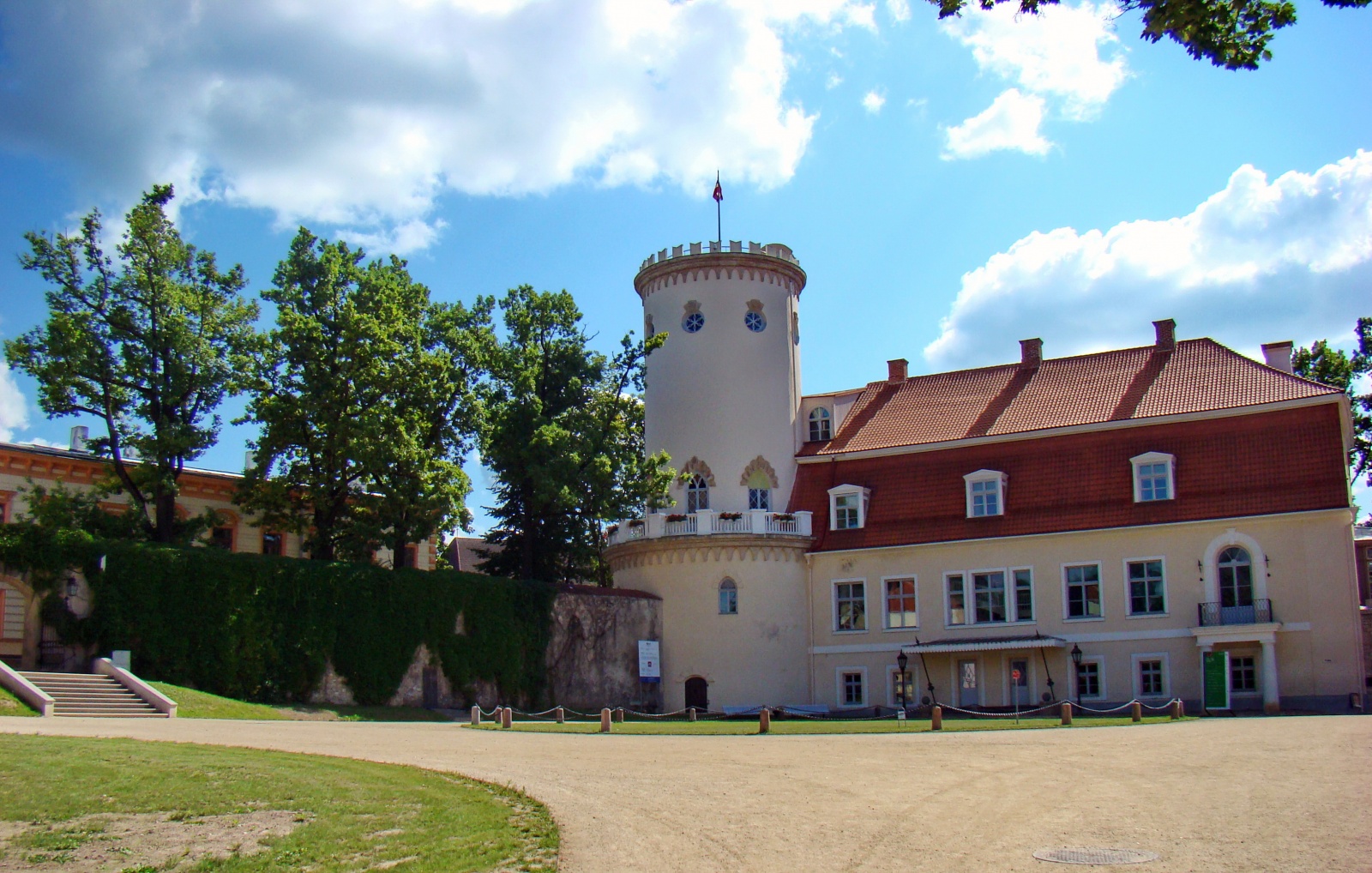 Новый Цесисский замок - Цесис, Латвия фото #7792