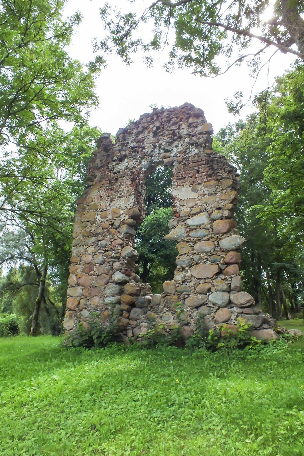 Дурбенский замок, Латвия фото #22683