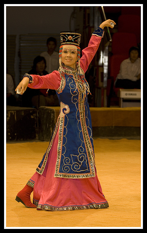 Mongolian Dancer - Монголия фото #2474