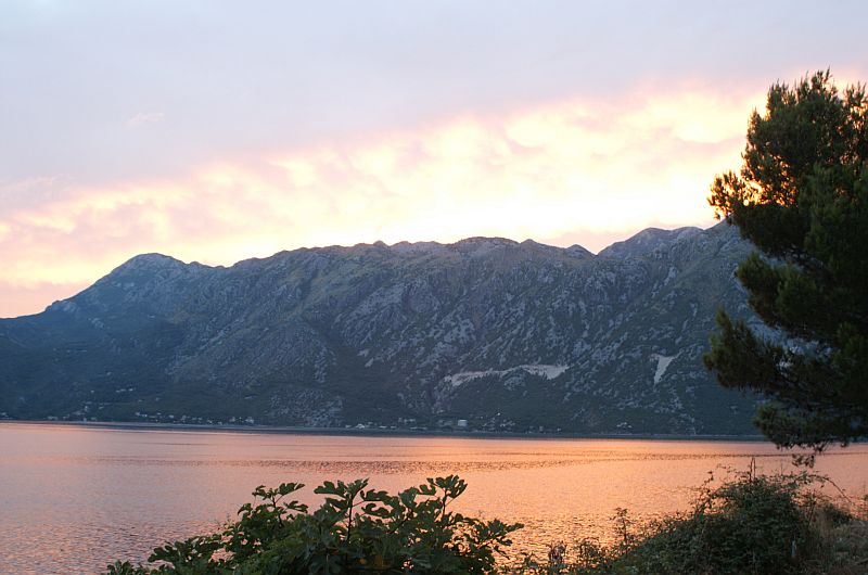 montenegro sunset - Котор, Черногория фото #2925