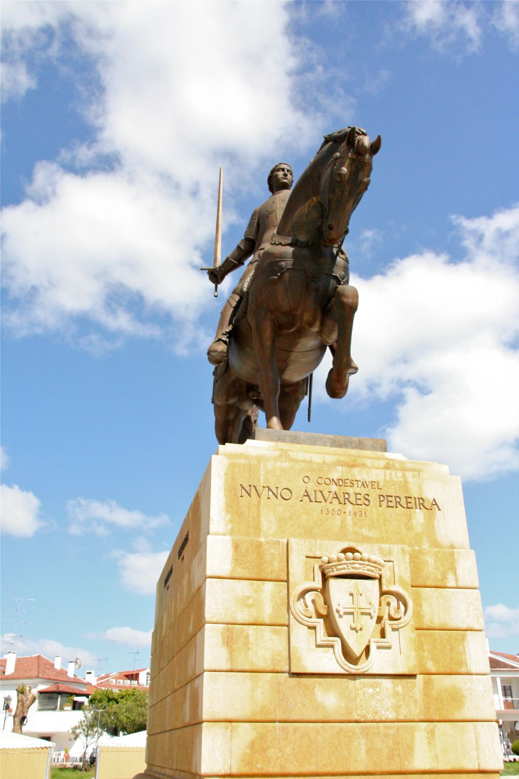 Памятник королю Жуау в Баталья - Баталья, Португалия фото #32811