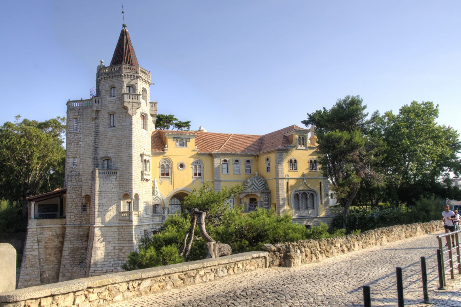 Дворец графа Кастро Гимарайнш - Кашкайш, Португалия фото #32775