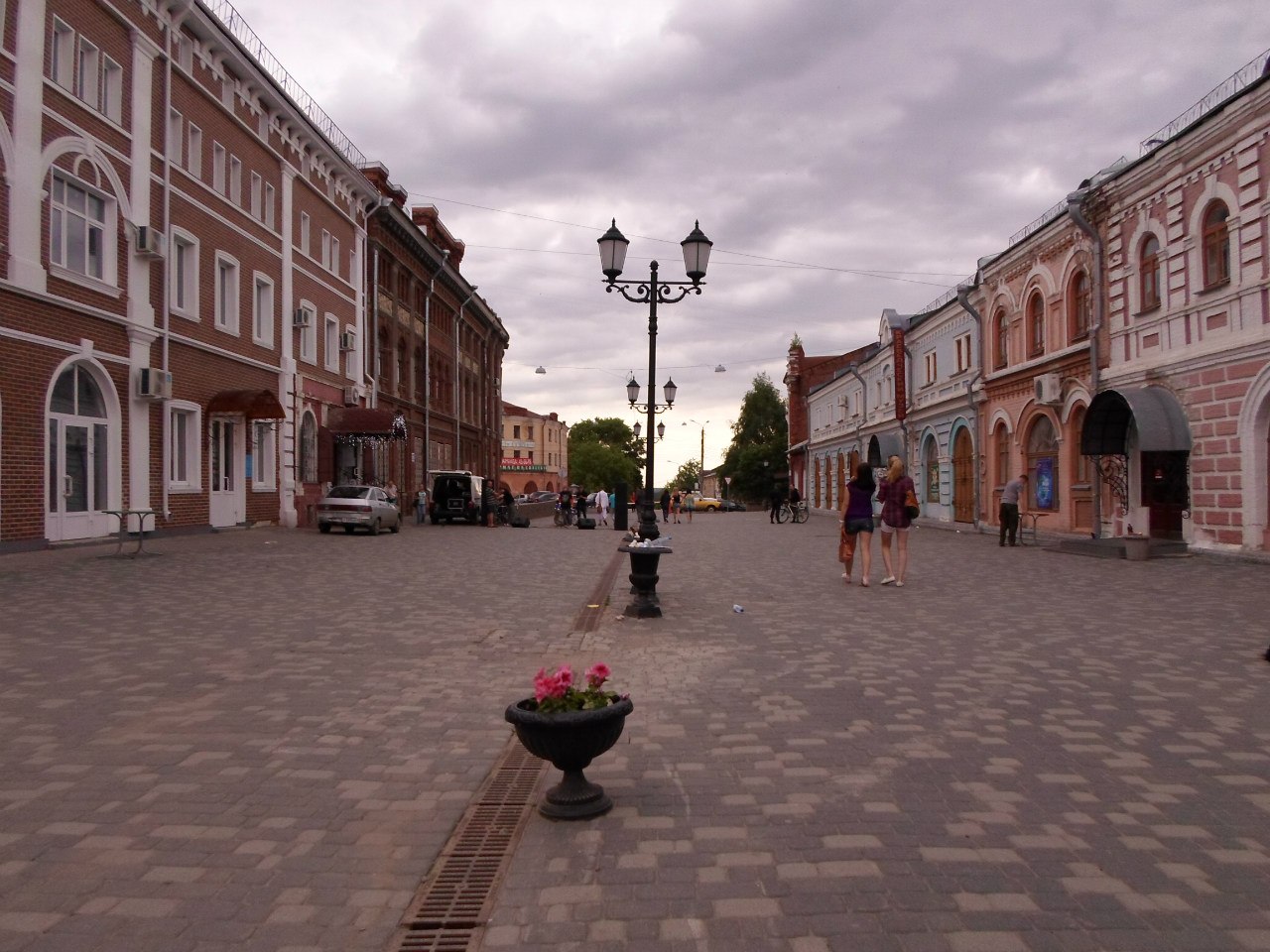 Городка киров. Киров (Кировская область). Город Киров Россия. Спасская улица Киров. Центр Кирова Кировская область.