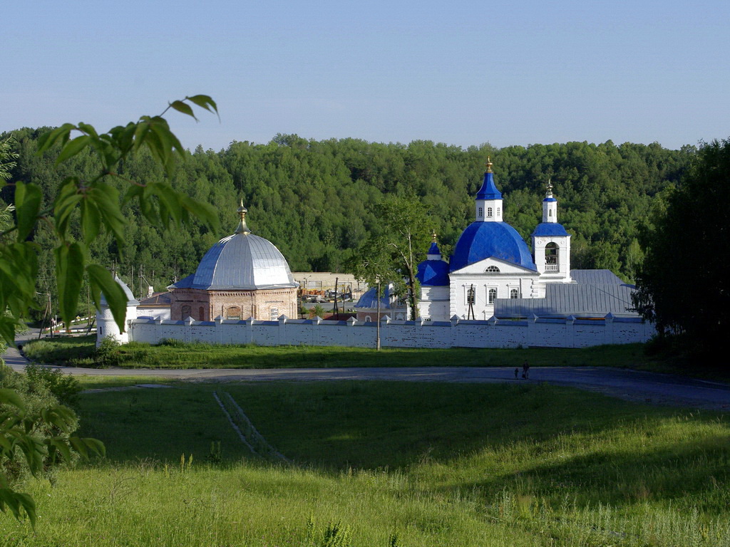 Летний вид женского монастыря в Прииртышском - Тобольск, Россия фото #3057