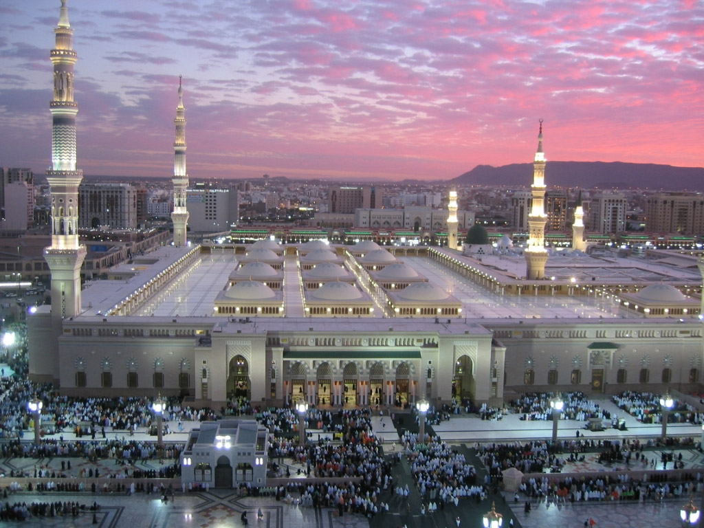 Мечеть пророка - Медина, Саудовская Аравия фото #7657